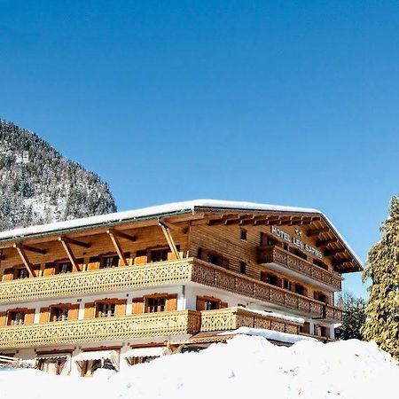 Hotel Les Sapins La Clusaz Exterior foto